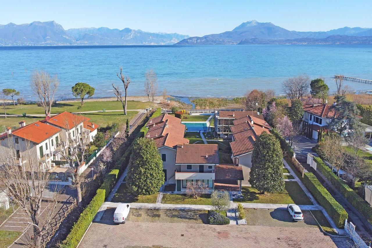 Il Porticciolo P1-12 By Wonderful Italy Lägenhet Sirmione Exteriör bild
