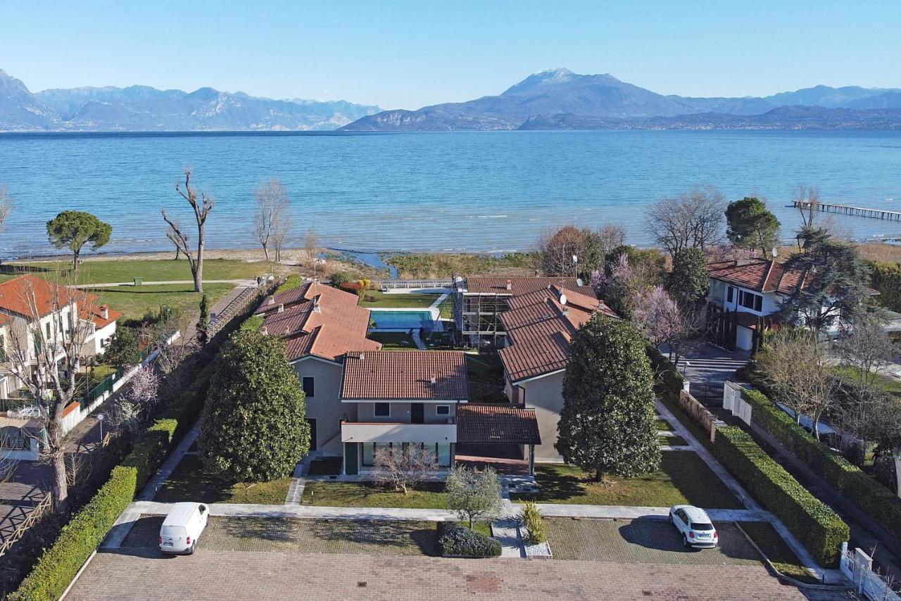 Il Porticciolo P1-12 By Wonderful Italy Lägenhet Sirmione Exteriör bild