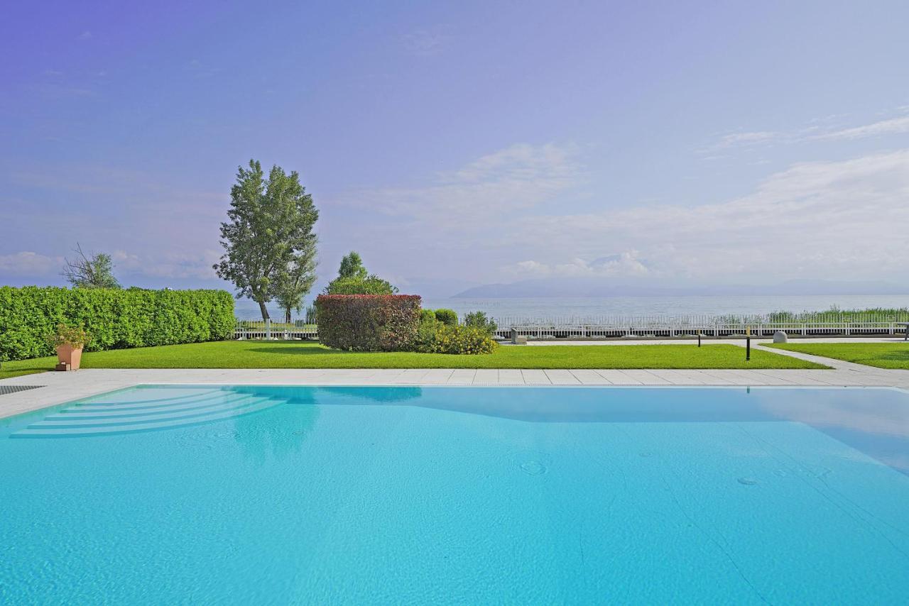 Il Porticciolo P1-12 By Wonderful Italy Lägenhet Sirmione Exteriör bild