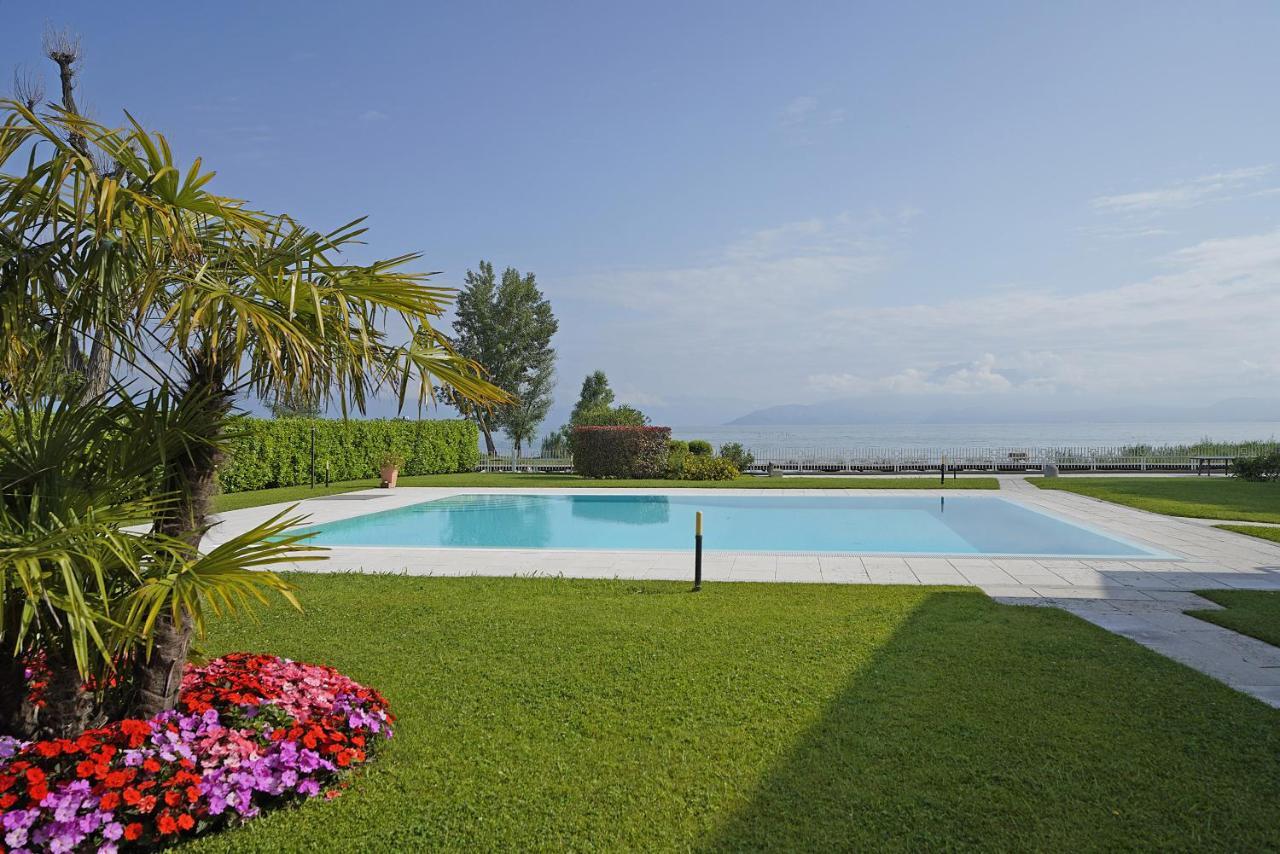 Il Porticciolo P1-12 By Wonderful Italy Lägenhet Sirmione Exteriör bild