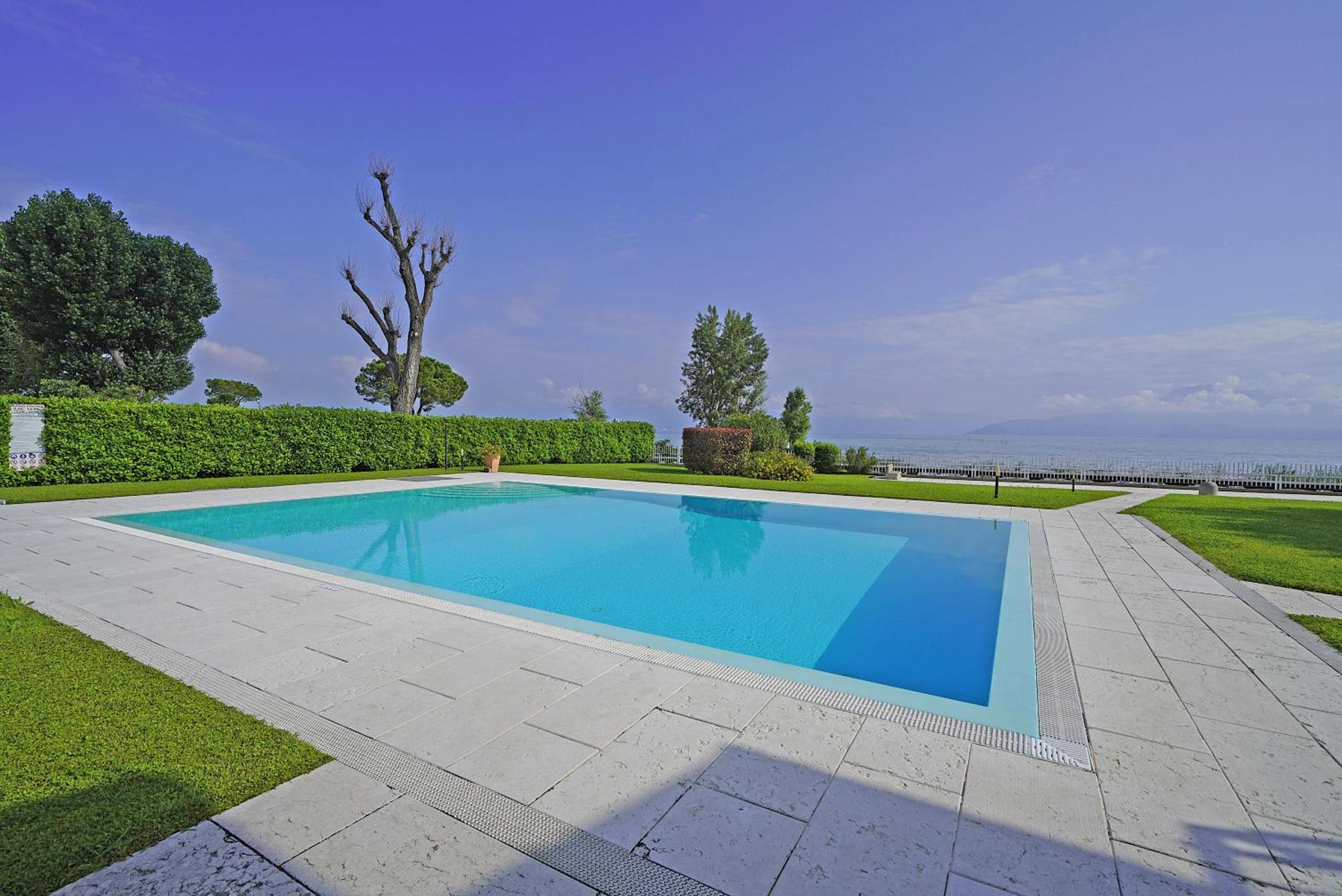 Il Porticciolo P1-12 By Wonderful Italy Lägenhet Sirmione Exteriör bild